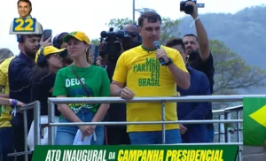 Flávio Bolsonaro Lança Campanha Presidencial