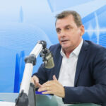 CHICO MENDES TRANSFORMA PROPOSTA EM LEI E GARANTE PASSAGEM GRATUITA PARA PESSOAS COM AUTISMO E ACOMPANHANTE NA PARAÍBA